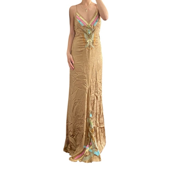 Nicole Miller Dresses & Skirts - Nicole Miller Signature Vintage Embroidered Beaded Silk Tan Long Gown Size US 4